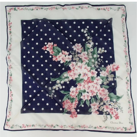 Authentic Christian Dior Floral print, set of 2 handkerchief cotton [Used] - Picture 4 of 5